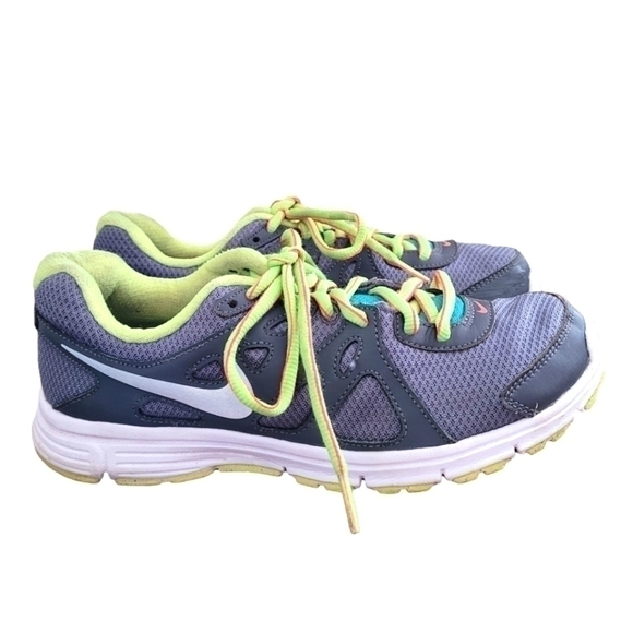 Nike Women's Revolution 2 Running Athletic Shoes Size 7 - Picture 1 of 8